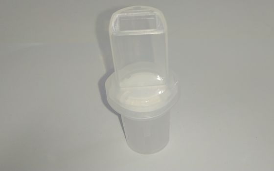 Το PC TPU ΚΡΥΦΟΚΟΙΤΆΖΕΙ HDPE πλαστικό εγχύσεων πλαστικό επιστόμιο μερών σχηματοποίησης ιατρικό