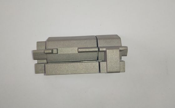 Ακρίβεια ανοξείδωτου μερών ρίψεων κύβων cOem Sandblasted που πετά ASTM