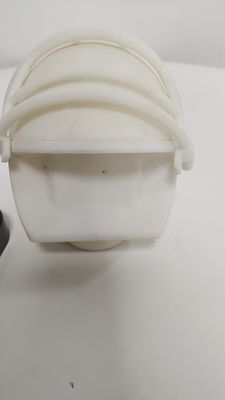 Κρύος Runner OEM Custom πλαστικών εξαρτημάτων μικρά Abs Splicing κράνος