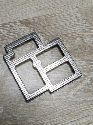 Τμήματα μεταλλικών φύλλων που κατασκευάζονται με μηχανήματα CNC